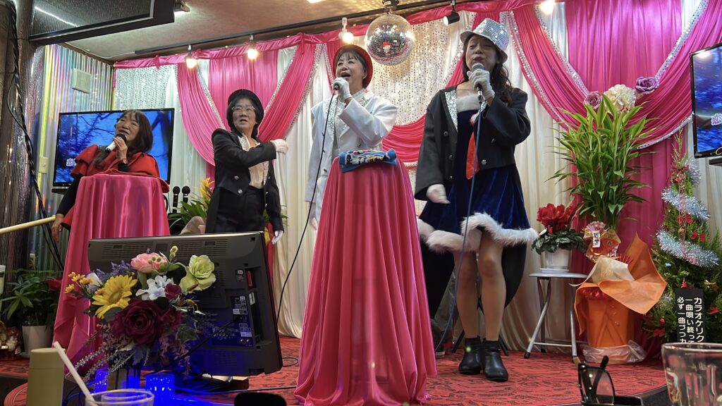 カラオケ喫茶散歩のクリスマス会